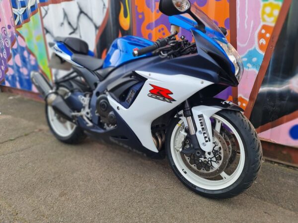Suzuki GSXR600 L1 2012 Full service history 3,000 miles/3 month warranty - Image 4