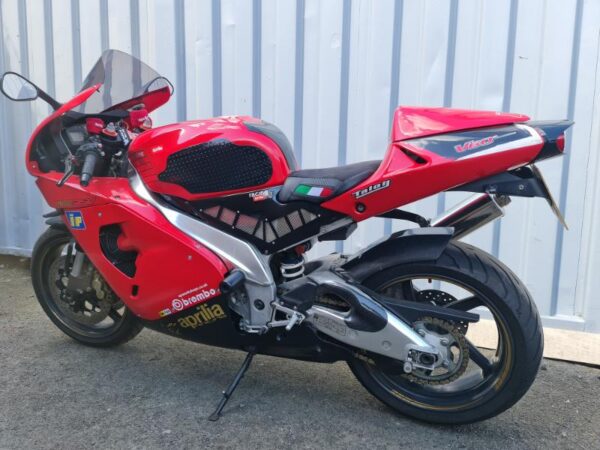 Aprilia RSV1000 Mille '2000' - Image 16