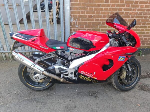 Aprilia RSV1000 Mille '2000' - Image 22