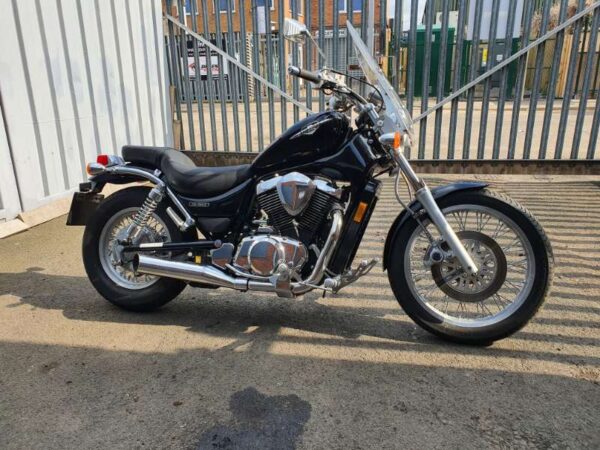 Suzuki VS800 S50 Boulevard (Like the VL800 Intruder) - Image 30