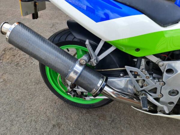 Kawasaki ZXR750 J1 '1991' - Image 31