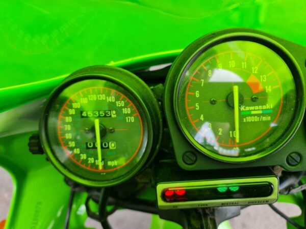 Kawasaki ZXR750 J1 '1991' - Image 36